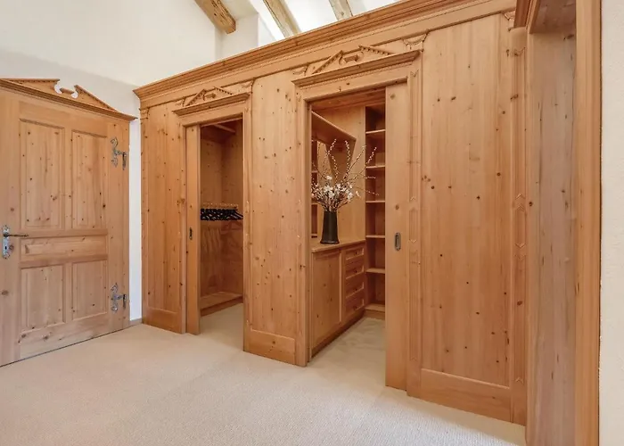 Exclusive Tyrolean Near Lifts Villa *