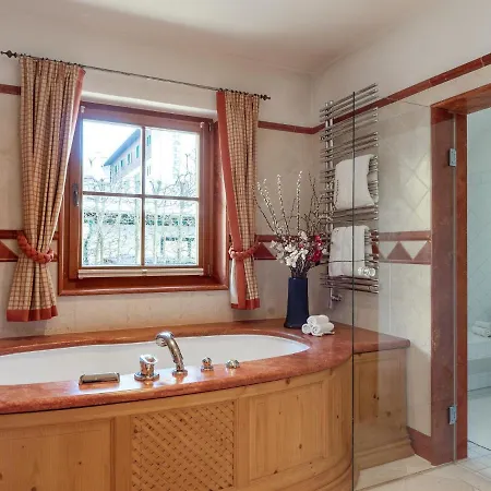 Villa In St Johann In Tyrol Near Kitzbuehel Apfeldorf