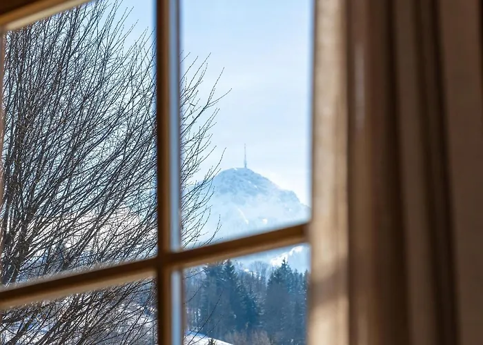 Exclusive Tyrolean Near Lifts Villa