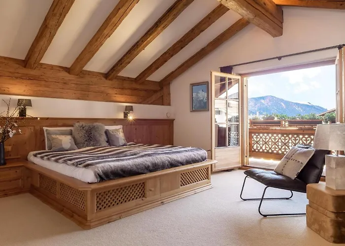 Exclusive Tyrolean Near Lifts Villa