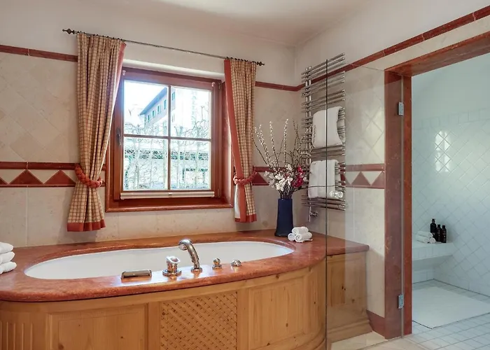 Villa Exclusive Tyrolean Near Lifts Apfeldorf